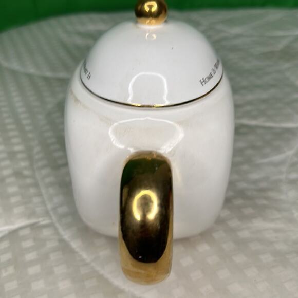 Thomas Kinkade Teapot,
"Home is Where the Heart Is",
Teleflora Tea Pot - Picture 4 of 13